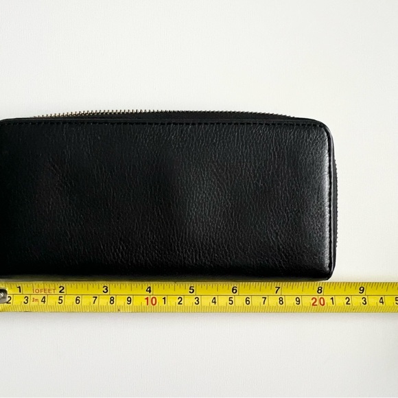 MARC by Marc Jacobs Black Leather Black Wallet - Picture 10 of 12